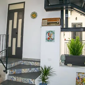 https://i-santa-teresa-di-riva.sicilyhotelsitaly.net
